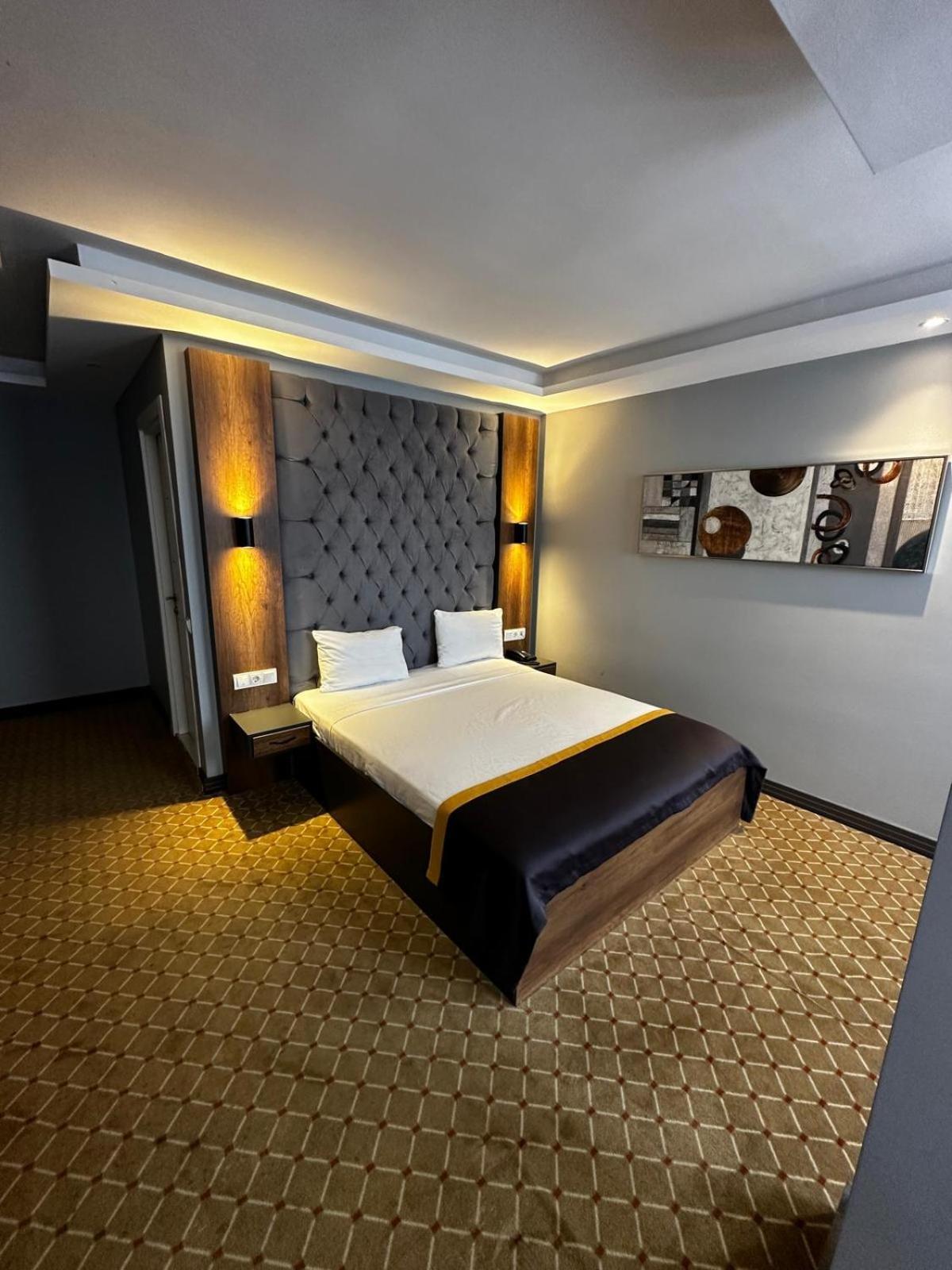 Eniza Hotel Mersin  Zewnętrze zdjęcie