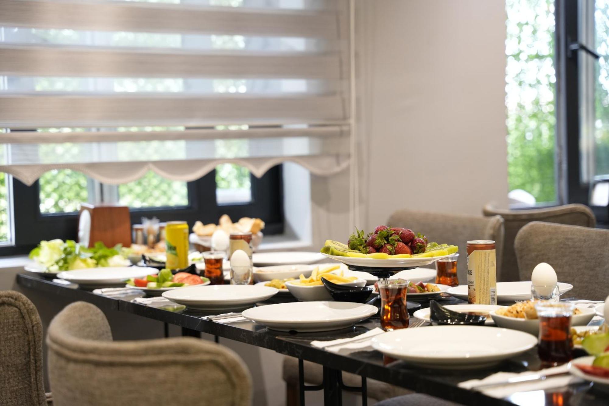 Eniza Hotel Mersin  Zewnętrze zdjęcie
